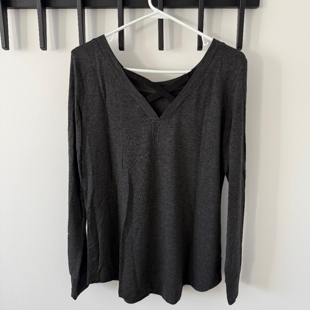 Cabi Crossback Sweatshirt #4007